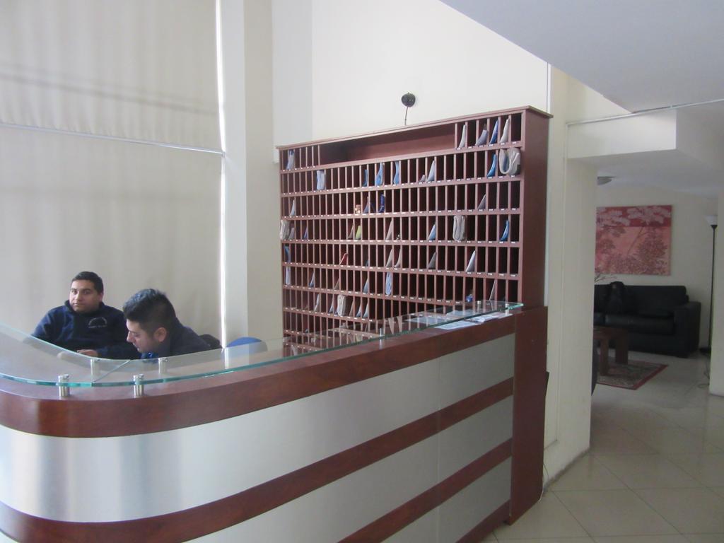 Appartamento Departamento Paseo Bulnes Metro La Moneda Santiago del Cile Esterno foto