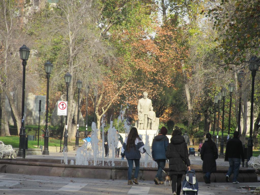 Appartamento Departamento Paseo Bulnes Metro La Moneda Santiago del Cile Esterno foto