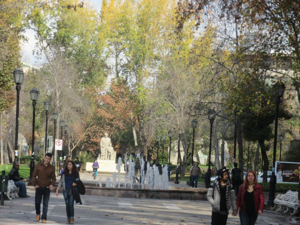 Appartamento Departamento Paseo Bulnes Metro La Moneda Santiago del Cile Esterno foto